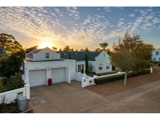 <!--[if BLOCK]><![endif]--> 27   Scorpio Lane,  Croydon Vineyard Estate, Somerset West <!--[if ENDBLOCK]><![endif]-->
